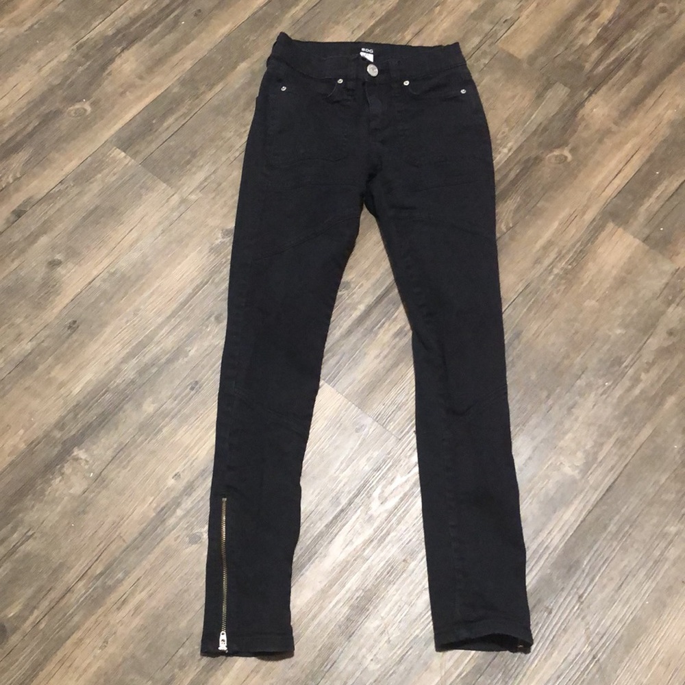 BDG Skinny Jeans Black Zipper Hems SZ 24 Black